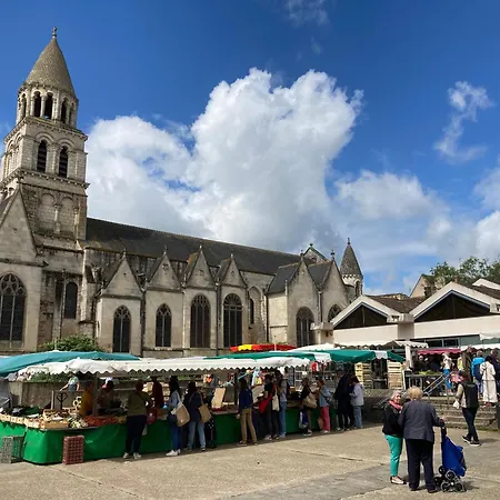 Gasthof La Curiosite, Et Pop Et Chic ! Poitiers